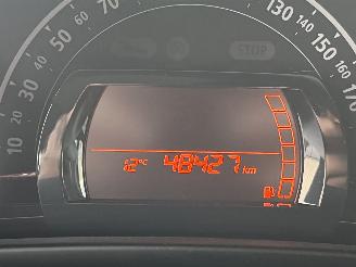 Renault Twingo 1.0 SCe Collection picture 16