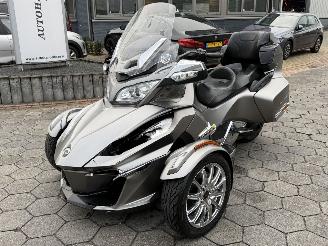 damaged passenger cars Can-Am  Tour Spyder 2015/2
