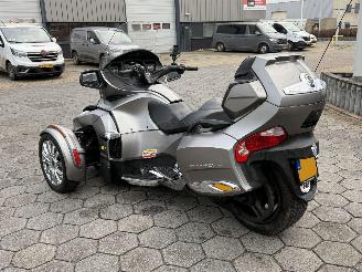 Can-Am  Tour Spyder picture 6