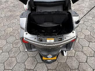 Can-Am  Tour Spyder picture 7