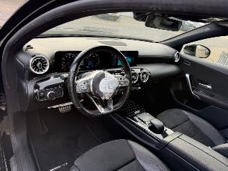 Mercedes A-klasse A-klasse 180 Premium Plus picture 18