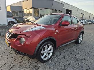 krockskadad bil auto Nissan Juke 1.5 dCi Visia 2012/3