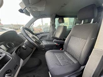 Volkswagen Transporter 2.0 TDI L2H1 DOUBLE CABINE Comfortline AUTOMAAT picture 16
