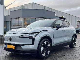 uszkodzony samochody osobowe Volvo EX30 Single Motor Plus 51 kWh 2024/4