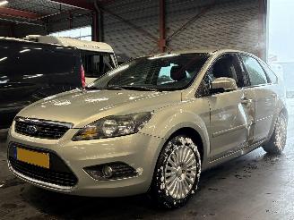 skadebil auto Ford Focus 1.8 Limited 2010/1