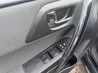 Toyota Auris 1.2T Aspiration picture 8