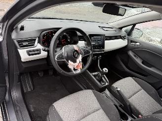 Renault Clio TCe 90 Evolution picture 16