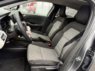 Renault Clio TCe 90 Evolution picture 9