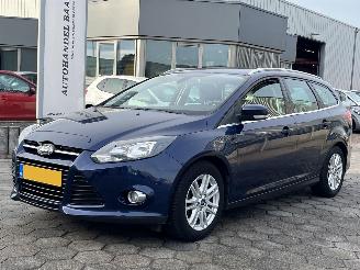 Coche accidentado Ford Focus Wagon 1.0 EcoBoost Titanium 2013/3