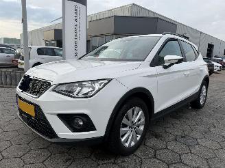 Voiture accidenté Seat Arona 1.0 TSI Style Business Intense 2021/1