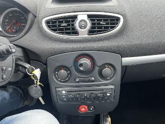 Renault Clio 1.2 TCE Collection picture 17