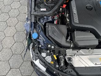 BMW 3-serie 330e High Executive picture 8