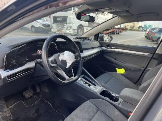 Volkswagen Golf 1.0 eTSI Life picture 11