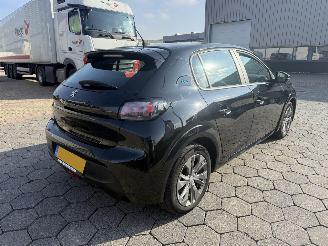 Peugeot e-208 EV Active Pack 50 kWh picture 4