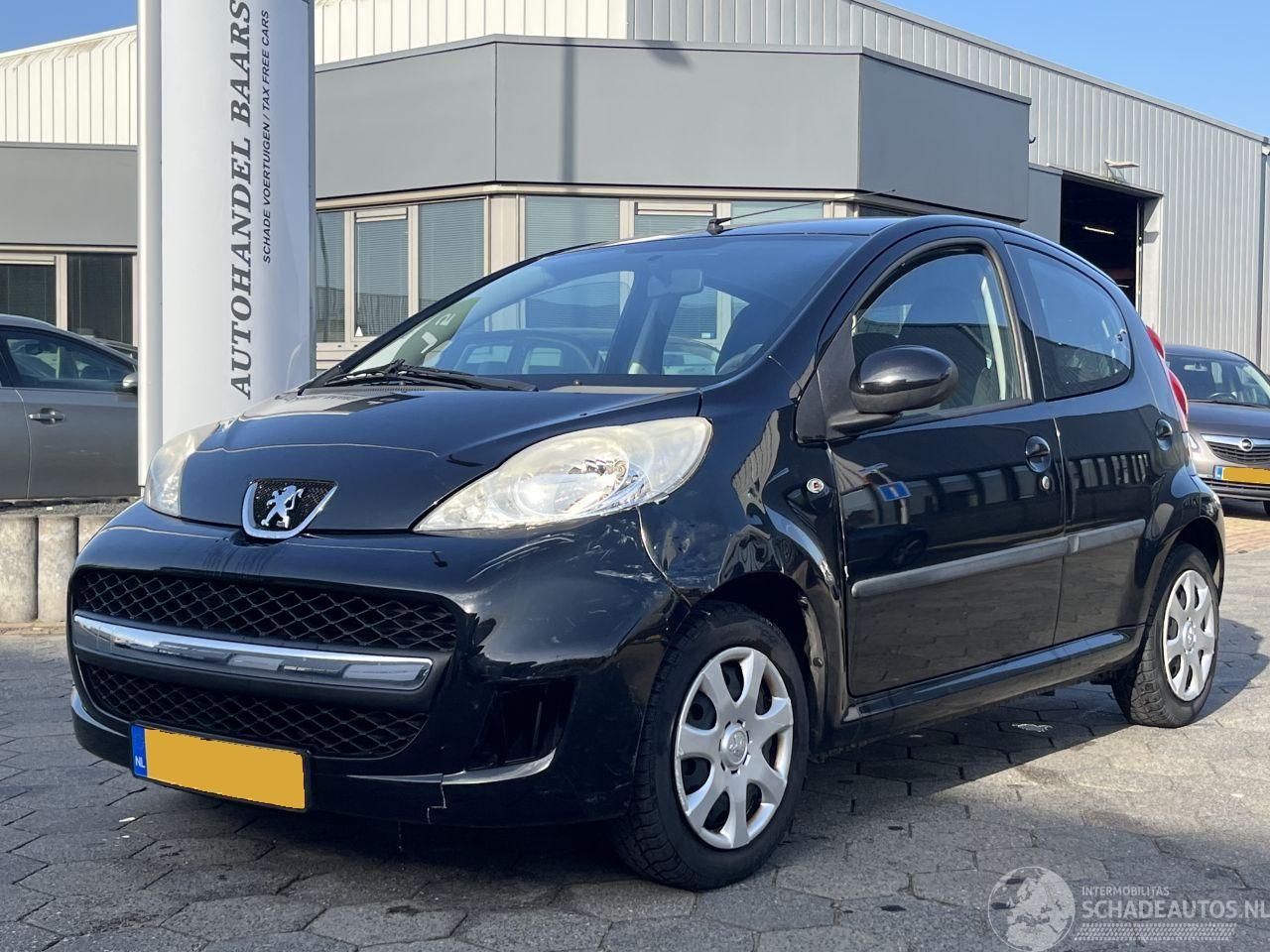 Peugeot 107 1.0-12V Sublime