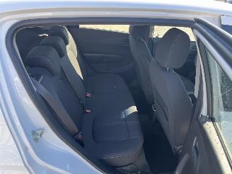 Chevrolet Aveo 1.2 LT picture 12