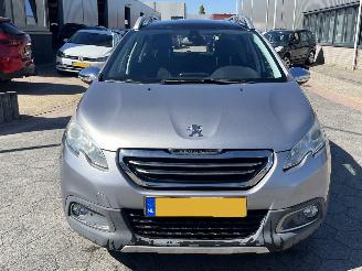 Peugeot 2008 1.2 PureTech Allure picture 2