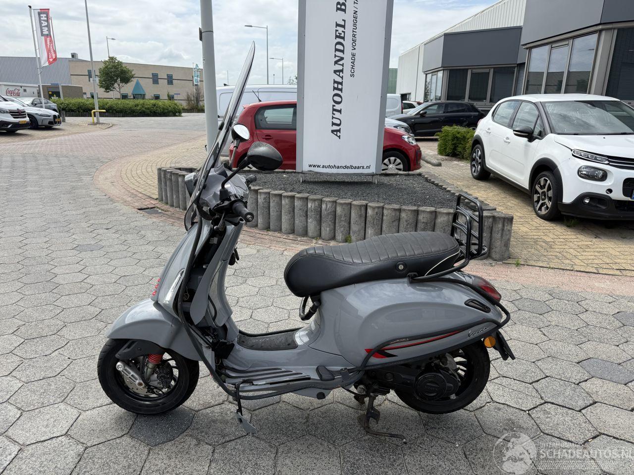 Vespa  Sprint 50