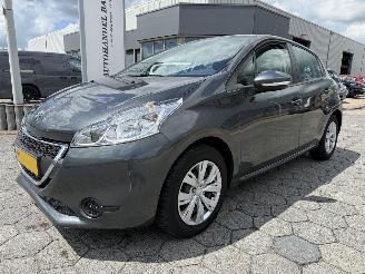  Peugeot 208 1.0 PureTech Access 2015/3
