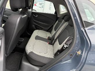 Renault Captur 0.9 TCe Expression picture 13
