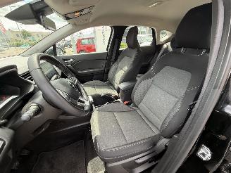 Renault Captur 1.0 TCe 90 Zen picture 15