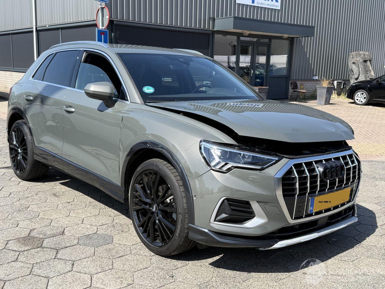 Audi Q3 35 TFSI  AUTOM  Advanced edition