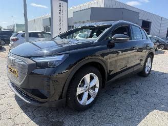 uszkodzony samochody osobowe Audi E-tron 40 Edition 77 kWh 2023/6