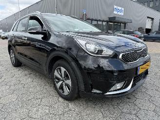 Kia Niro 1.6 GDi PHEV DynamicLine picture 3