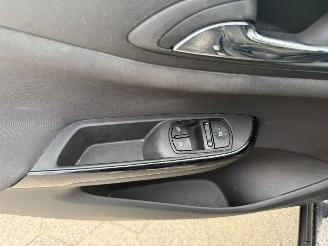 Opel Corsa 1.4 Online Edition picture 15