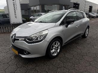 Damaged car Renault Clio Estate 0.9 TCe Limited 2016/5