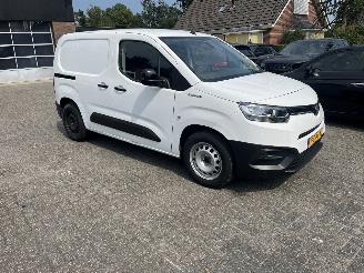 skadebil bedrijf Toyota Proace CITY ELECTRIC. FIRST EDITION. 50 KWH. 2022/5