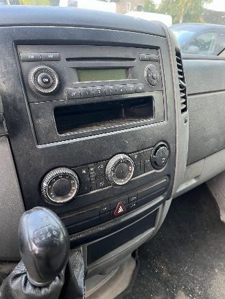 Volkswagen Crafter 2.5 TDI LANG HOOG AIRCO. picture 6
