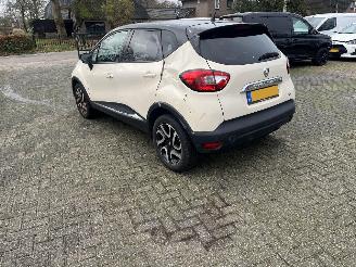 Renault Captur 0.9 TCE DYNAMIQQUE. picture 3