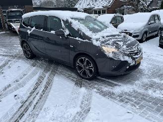 Unfallwagen Opel Zafira 1.4 TOURER BERLIN 103 kW. AIRCO SPORTVELGEN 2013/5