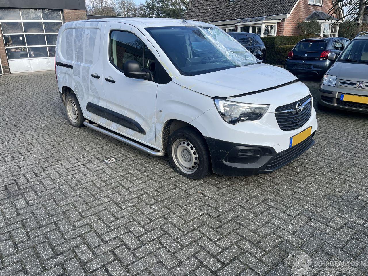 Opel Combo 1.5 CDTI blue hdi 100 S&S L1