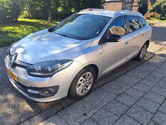 damaged passenger cars Renault Mégane 1.2 TCe limited estate 2016/4