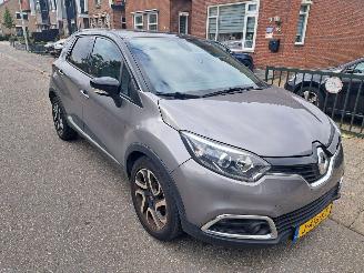 Unfallwagen Renault Captur 0.9 TCe dynemique 2015/9