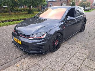 krockskadad bil auto Volkswagen Golf 2.0 TSI GTI automaat 2015/7