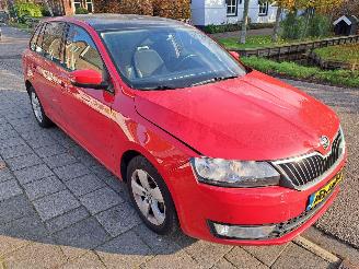 skadebil auto Skoda Rapid 1.2 TSI joy 2017/1