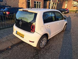 Volkswagen Up! 1.0i move up picture 5