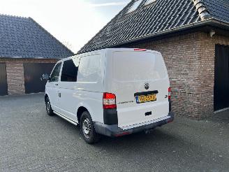 krockskadad bil bedrijf Volkswagen Transporter 2.0 TDI BM BLUEMOTION AIRCO NAVI 2014/2