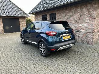 uszkodzony samochody osobowe Renault Captur 1.3 TCe 150PK INTENSE AUTOMAAT NAVI 2019/4
