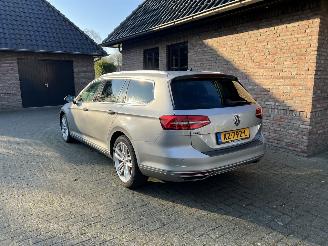 krockskadad bil auto Volkswagen Passat 1.4 TSI GTE HYBRID NAVI 2016/12