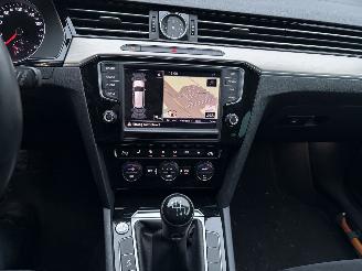 Volkswagen Passat 1.6 TDI Highline Airco NAVI Cruise PDC picture 16