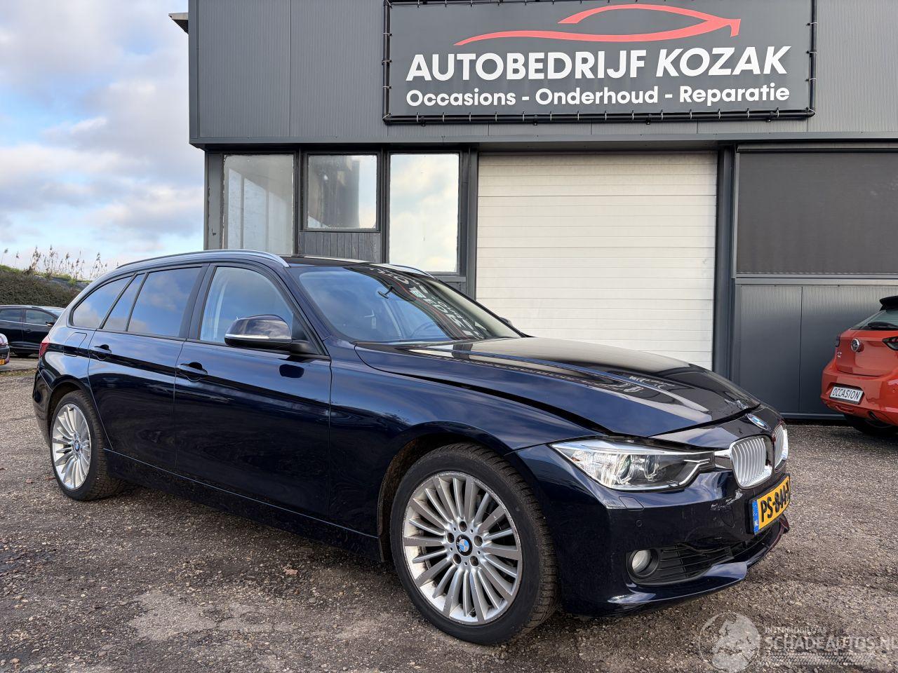 BMW 3-serie 320i xDrive High Executive 4x4 automaat