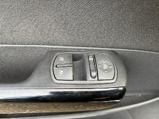 Opel Corsa 1.4-16V \'111\'Edition AIRCO NIEUWE APK picture 16