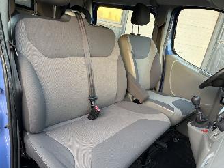 Renault Trafic 2.0 dCi L2H1 DC Generique AIRCO 6-persoons picture 9