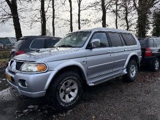 škoda osobní automobily Mitsubishi Pajero-sport 2.5 TDI Intense HR 4x4 AIRCO 2004/11