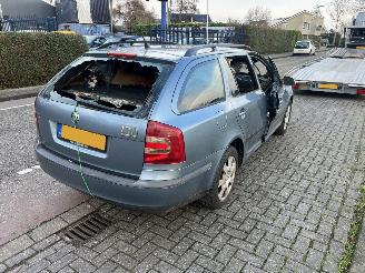 Skoda Octavia 1.6 Mpi picture 3
