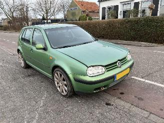 demontáž osobní automobily Volkswagen Golf 1.4-16V 2000/3